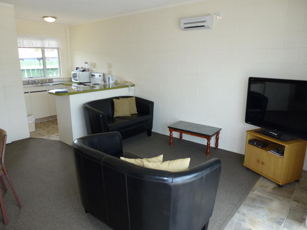 Mana-Nui Motel Whitianga Chambre photo