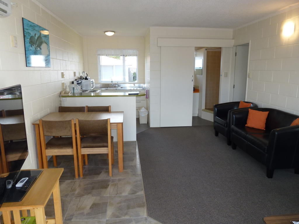 Mana-Nui Motel Whitianga Chambre photo